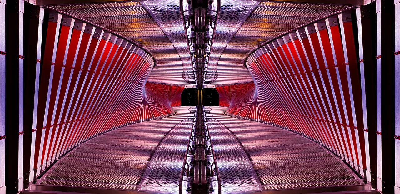 500px provided description: this photo was minimally processed, though to me it looks like cg. the only structural modification i made was to crop it, rotate it